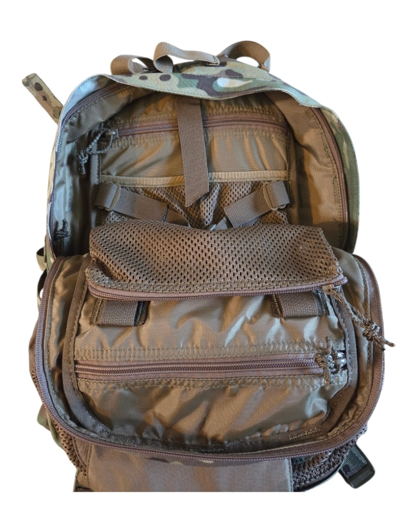 Cent-Tac  12L Helmet Cargo