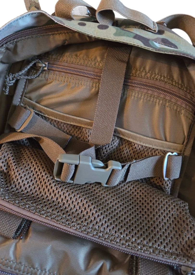 Cent-Tac  12L Helmet Cargo